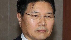 홍문종 “전원책 희생제물 된 것…후임? 특정 계파 아바타 역할, 누가 오겠나?”
