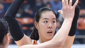 “득점이 다는 아니죠” 박지수가 달라졌다