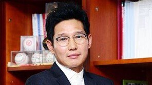 염경엽 SK와이번스 새 감독 “연봉 7억? ‘알아서 주십시오’라고 했다” 