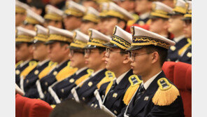 경찰대, 여학생 선발 비율 없앤다…경찰대생도 군대 가야