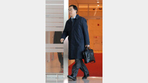 미국 간 조명균, 폼페이오 만나 북한 문제 공조 강화 모색할 듯