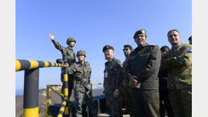 주한 외국무관단 백령도 견학…‘군사적 긴장완화’ 직접 체험