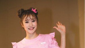 ‘초통령’ 헤이지니, 깜짝 결혼 발표…“남친, 3년 만나”