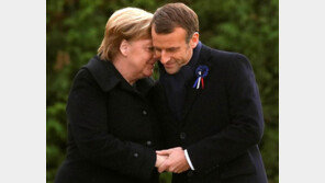 이 장면이 부른 오해 “댁이 마크롱 부인이슈?”