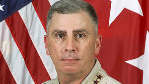 트럼프, 사우디 대사 지명…이라크전 이끈 퇴역장성