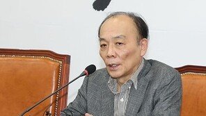 전원책, 14일 오후 2시 기자회견…마찰, 한국당 ‘조강특위 인사추천’이 시작?