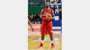 떠돌던 ‘임시직’ 리온 윌리엄스, DB ‘정규직’으로?