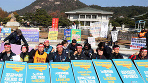 “어떻게 집권했는지 자각하라”… 지분 주장 끝이 없는 민노총