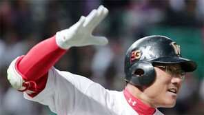 위기때 회의 소집한 베테랑… 마법이 시작됐다