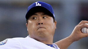 “류현진 내년엔 커쇼-뷸러 이어 3선발”… 美 CBS스포츠 전망