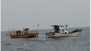 日관방 “한일 어선 충돌…日피해 없어”