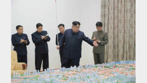 김정은, 신의주 국경도시 건설 추진 “몇해 안에 결실 봐야”