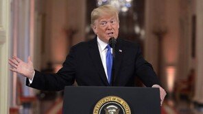 反이민 불붙인 트럼프, 중간선거 후엔  ‘잠잠’