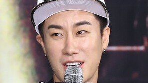 ‘女, 군대 왜 안가?’ 산이 페미니스트 랩에…“오빠도 안 간 군대를 왜 가?”