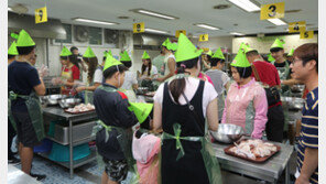  우리가족 ‘베프’가 되는 시간…1박2일 ‘BBQ 치킨캠프’ 인기