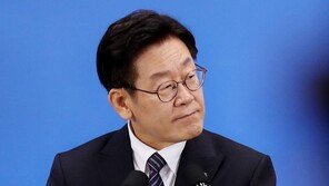 이재명 “경찰, ‘B급 정치’ 골몰…수사결과 허접해”강력 비판