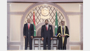 몰디브, 새 대통령 취임…親中·독재 대통령 물러난다