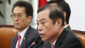 김병준 “인적쇄신 사실상 시작…조강특위 외압에 흔들리지 말길”
