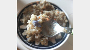 “아이 밥인데 고무비닐에 애벌레까지”…못 믿을 ‘불량 이유식’