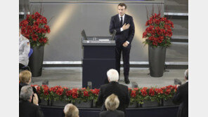 프랑스 유류세 인상 시위 3일째…1명 사망·400명 부상