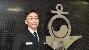 이국종 아주대 의대 교수, ‘명예 해군 중령’ 진급한다