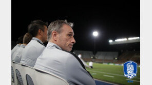 벤투 감독, 두 마리 토끼 잡았다…선수점검·기록수립