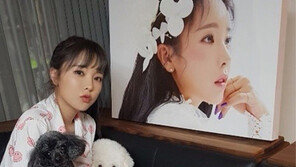 [#해시태그 컷] 홍진영, 반려견과 단란한 시간