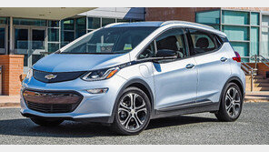 쉐보레 전기차 ‘볼트EV’ 인기 질주… 한국GM “올해 도입 4700대 완판”