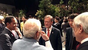 文대통령 동남아 순방서 말레이 방문 추진했다 ‘불발’