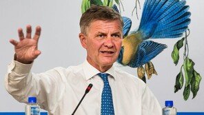 ‘출장비 5억원 지출’ 솔하임 UNEP 사무총장, 결국 사임 발표