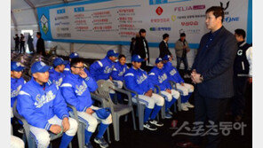 기장에 야구의 별들이 모인다