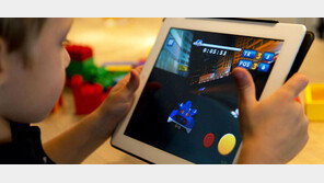 “유아 영상 과다노출 위험”, 경고문 의무화法 만든 佛