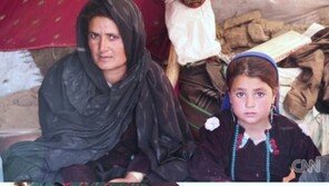 아프가니스탄, 기록적 가뭄…6살 딸 팔아 생계 잇기도