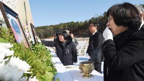 연평도 포격전 8주기 추모식…“영웅들 잊지 않을 것”