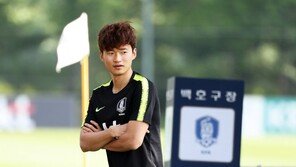 정해진 것 없는 왼쪽풀백…아직 벤투는 김진수를 안 써봤다