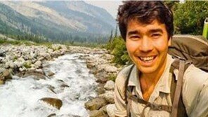 인도 원시부족 전도하러 갔다가 살해된 ‘美男’, 시신 수습도 불가