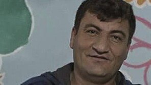 시리아 저명 반정부 언론인 라에드 파레스 피살