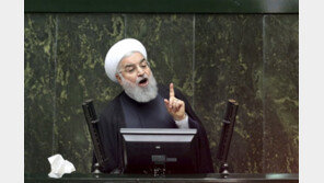 로하니 이란 대통령 “이스라엘, 서방이 중동에 세운 암덩어리”