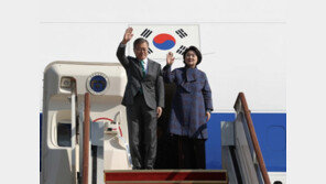 ‘지구 한 바퀴’ 순방 떠나는 文대통령…‘로우키’ 중재외교 펼칠 듯