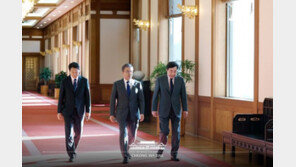 [전문]임종석 “사소한 잘못이 역사의 과오로 남을 수 있어”