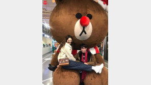 에즈라 밀러, 깜짝 방한해 수현과 ‘서울 구경’…“옷 엄청 화려” 목격담도