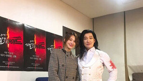 [#해시태그 컷] 유인영, 조승우 향한 ‘팬심’