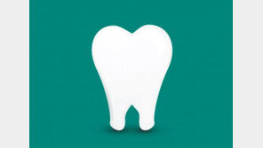 치아의 ‘뿌리’ 잇몸 튼튼하려면 입속 세균부터 잡아라