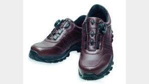 트레킹화에 기능성 입힌 올인원 남성화