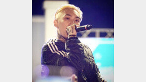 “믿는 도끼에 발등 찍혔다”…도끼, 母사기 의혹 해명 후 누리꾼과 ‘설전’