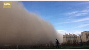 중국 삼킨 모래폭풍, 오늘 한국 상륙?…초미세 먼지+황사=대기질 최악