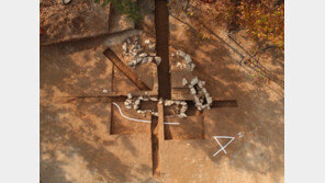 무주서 신라·가야계 석곽묘 발견…신라 토기 무더기 출토