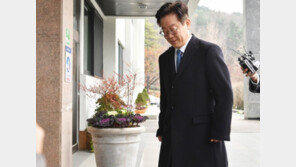 ‘이재명 트윗’에 불편한 與, ‘분열 프레임’에 커지는 고민