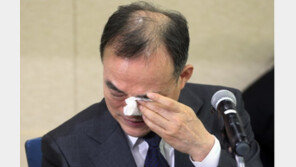 형제복지원 참혹 증언에 휴지 흠뻑…문무일 목메인 사과