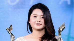 ‘신인왕+대상’ 19세가 휩쓴 그린